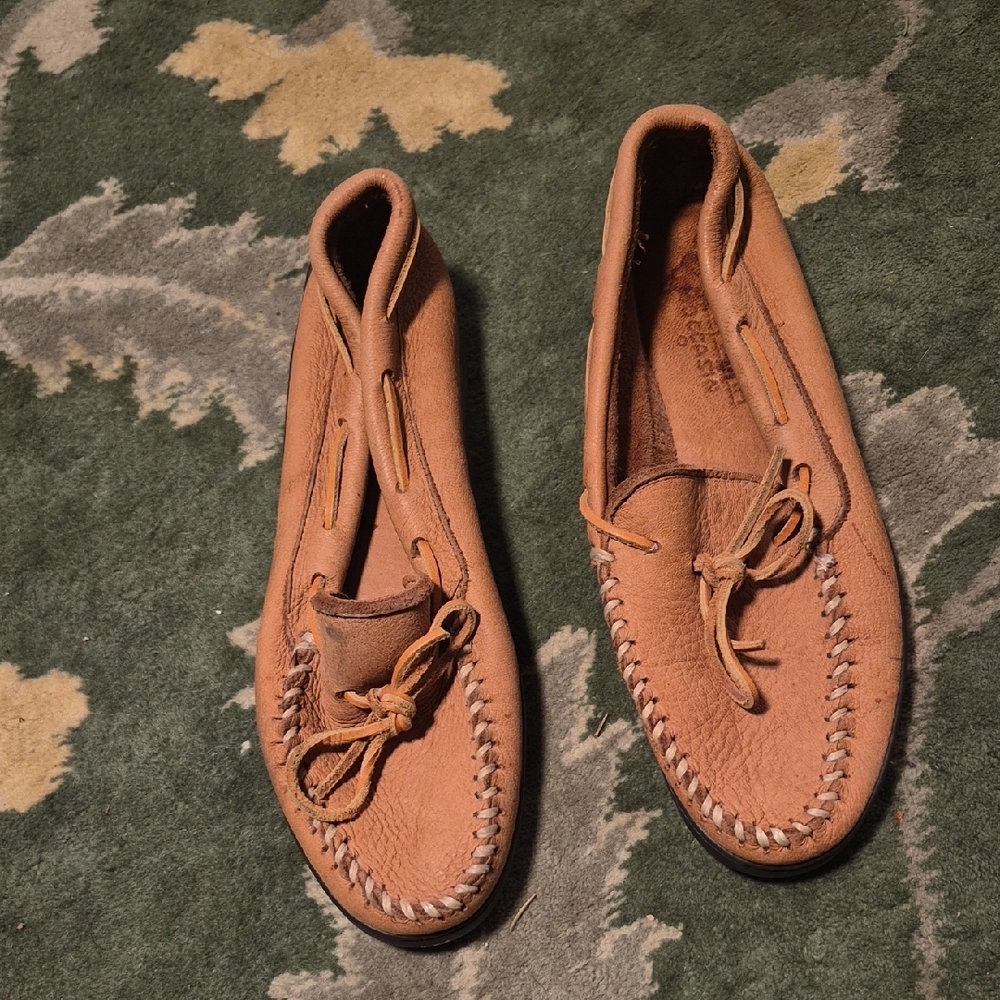 Minnetonka Tan Leather Loafers